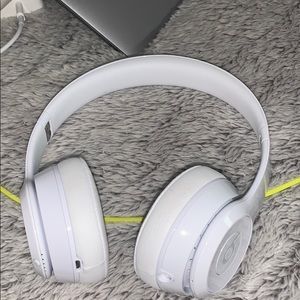 Wireless beats